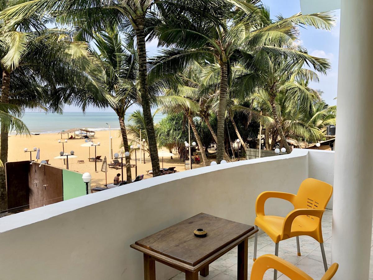 Lanka Beach Hotel Ettukala Экстерьер фото